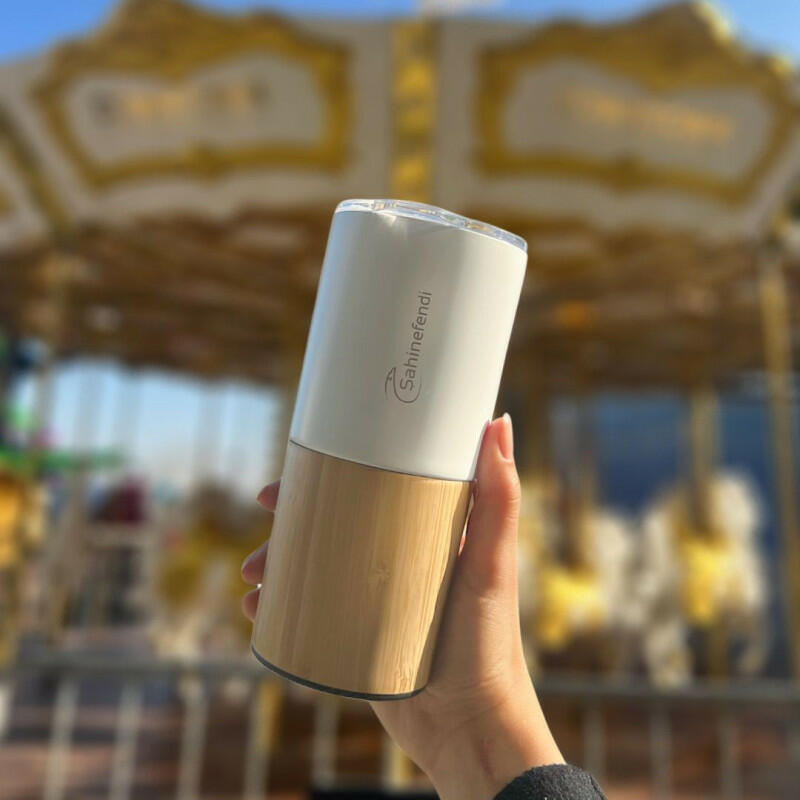 مطارة حافظة للحرارة مزينة بخشب البامبو image 3