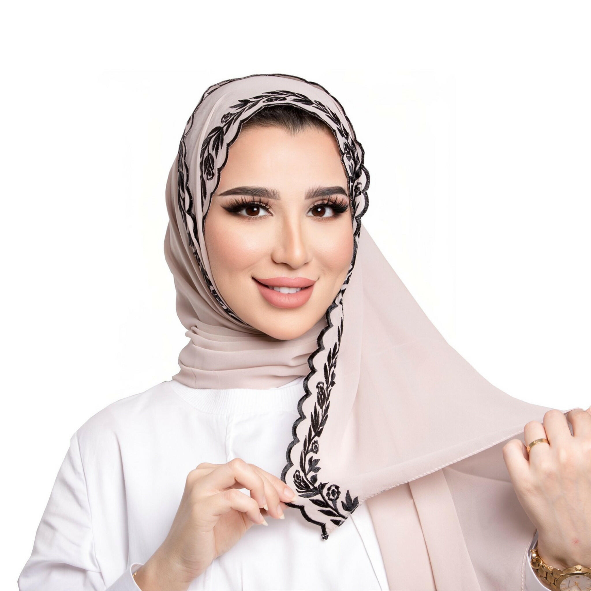 شيفون تطريز image 0