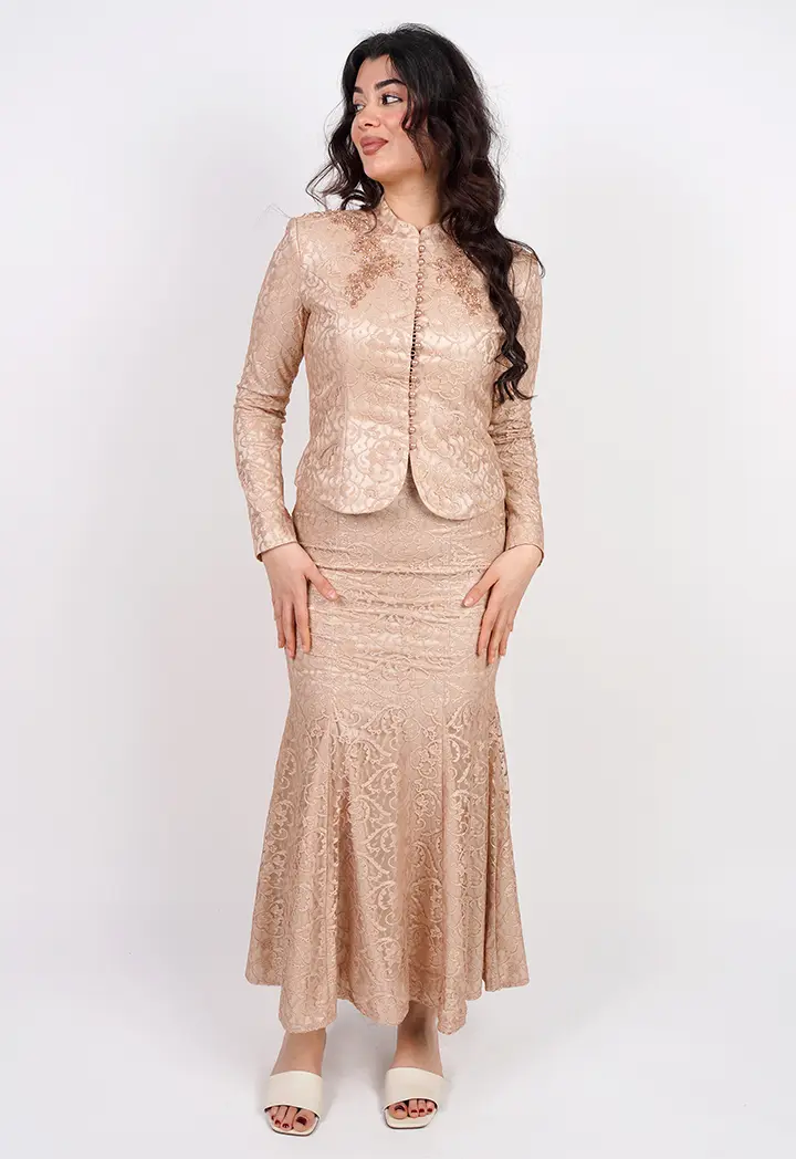 Elegant Lace Maxi Skirt Suit | List Roma