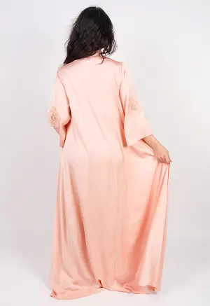 فستان ساتان بتطريز ورود image 4