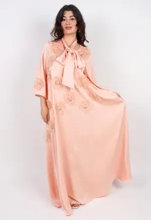 فستان ساتان بتطريز ورود image 1
