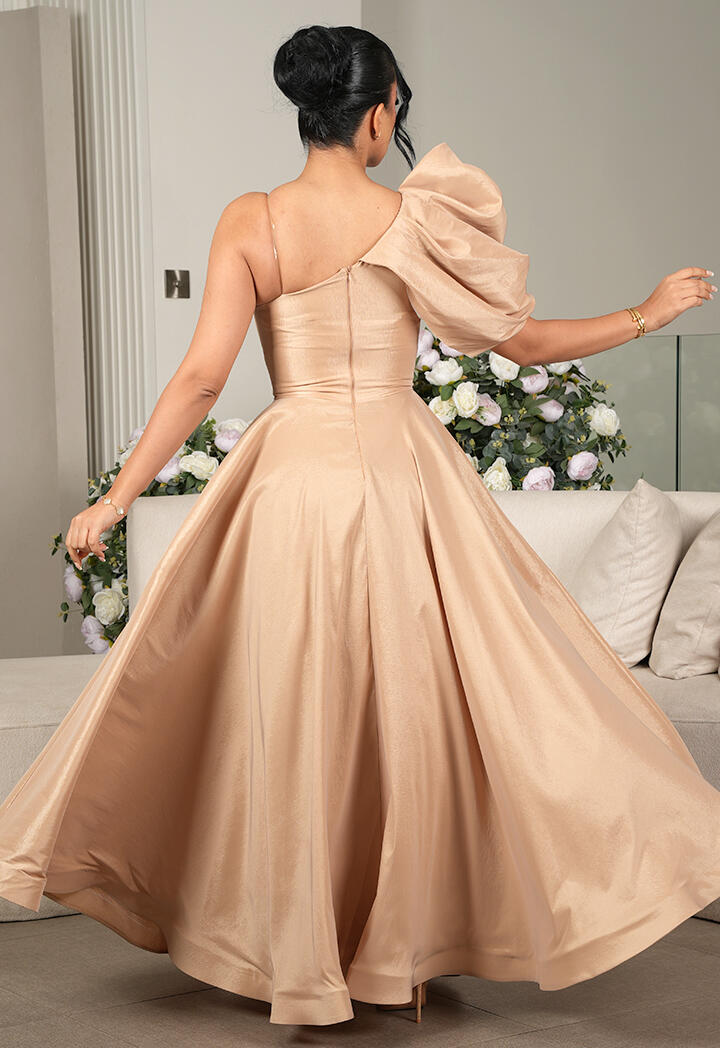 فستان حفلات طويل بكتف واحد image 6