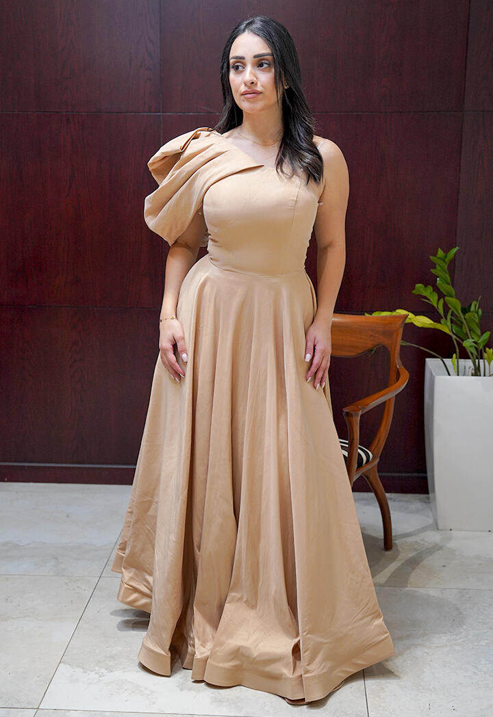 فستان حفلات طويل بكتف واحد image 4