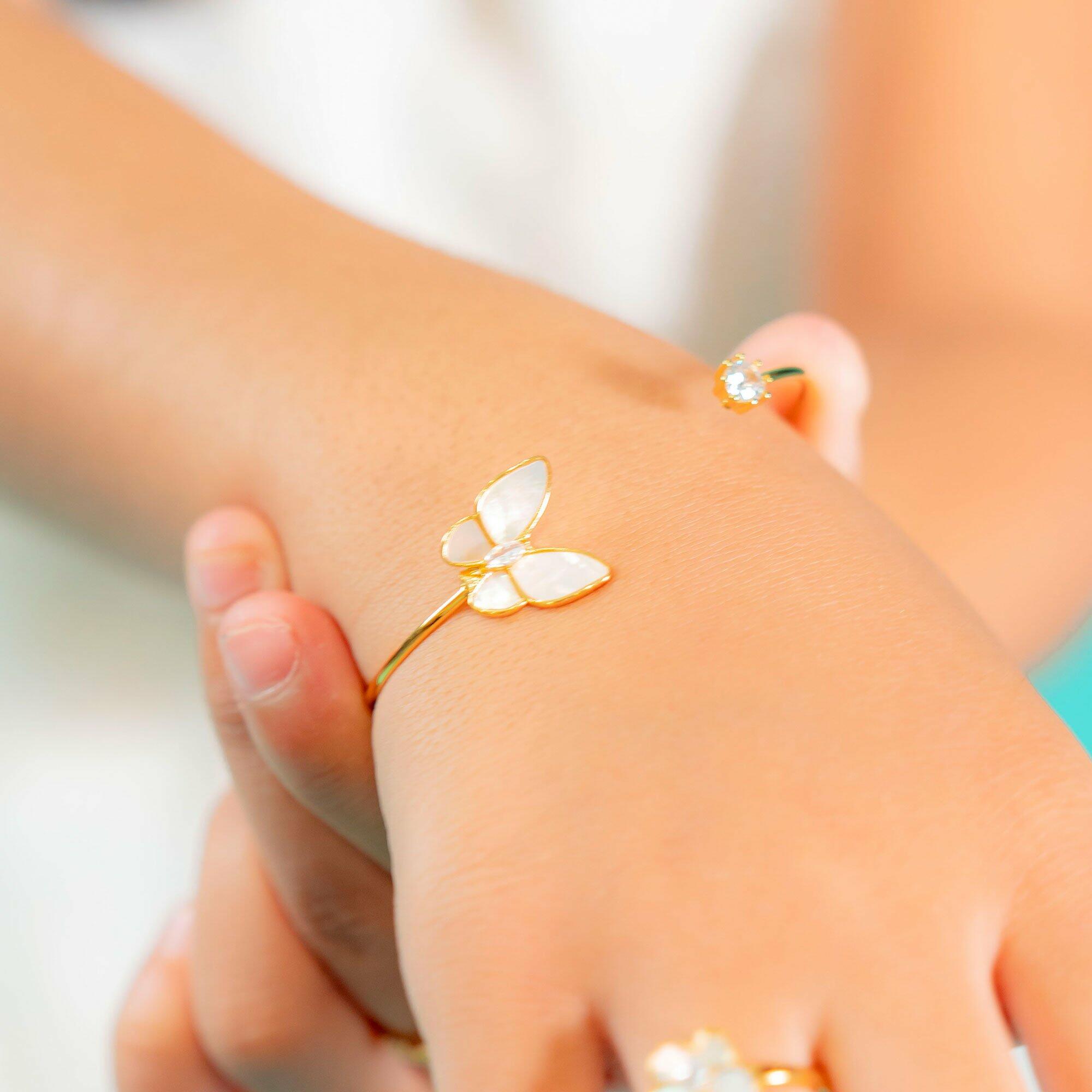 طقم فراشات مزين بالسيراميك الأبيض image 4