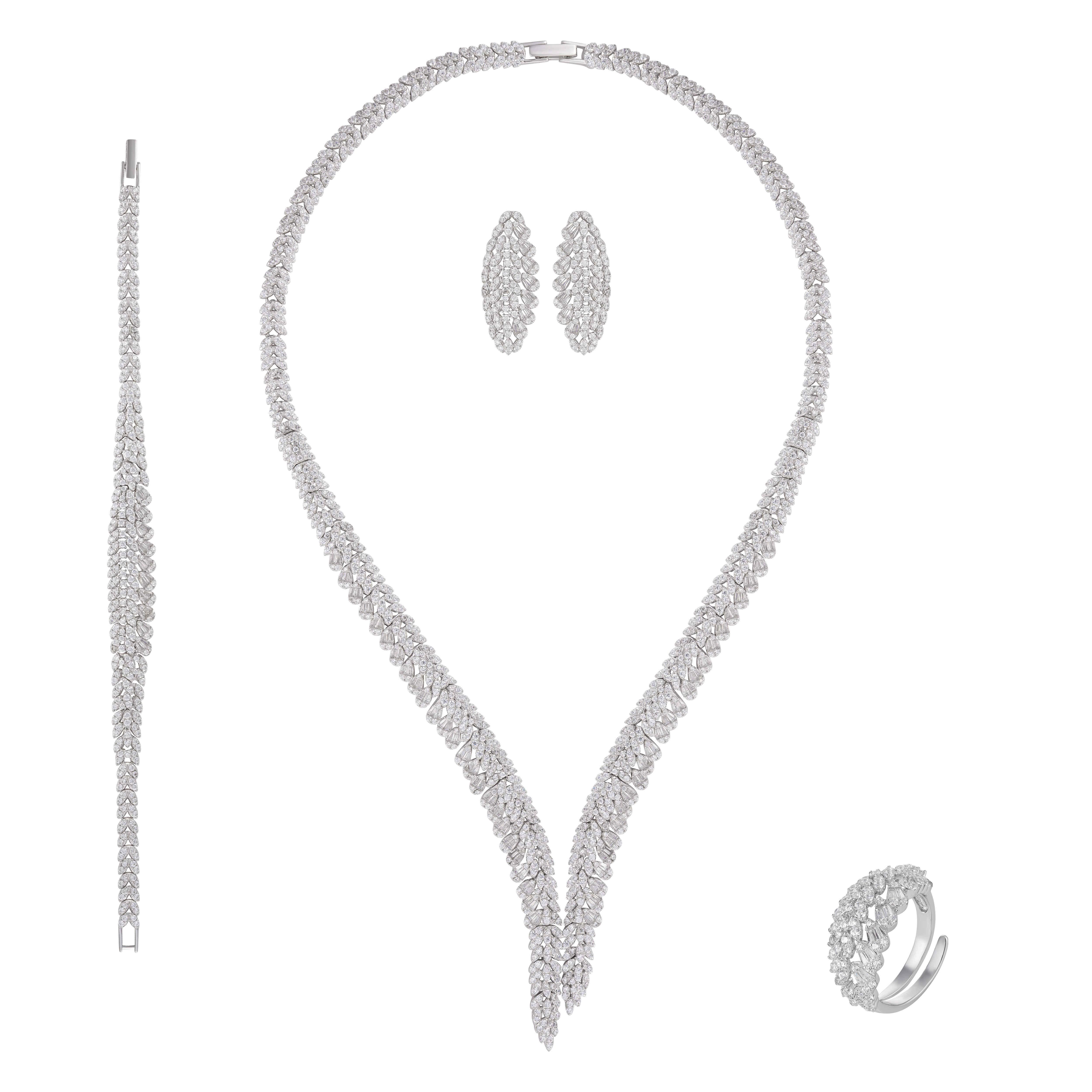 طقم حفلات مرصع بحجار ناعمة image 1