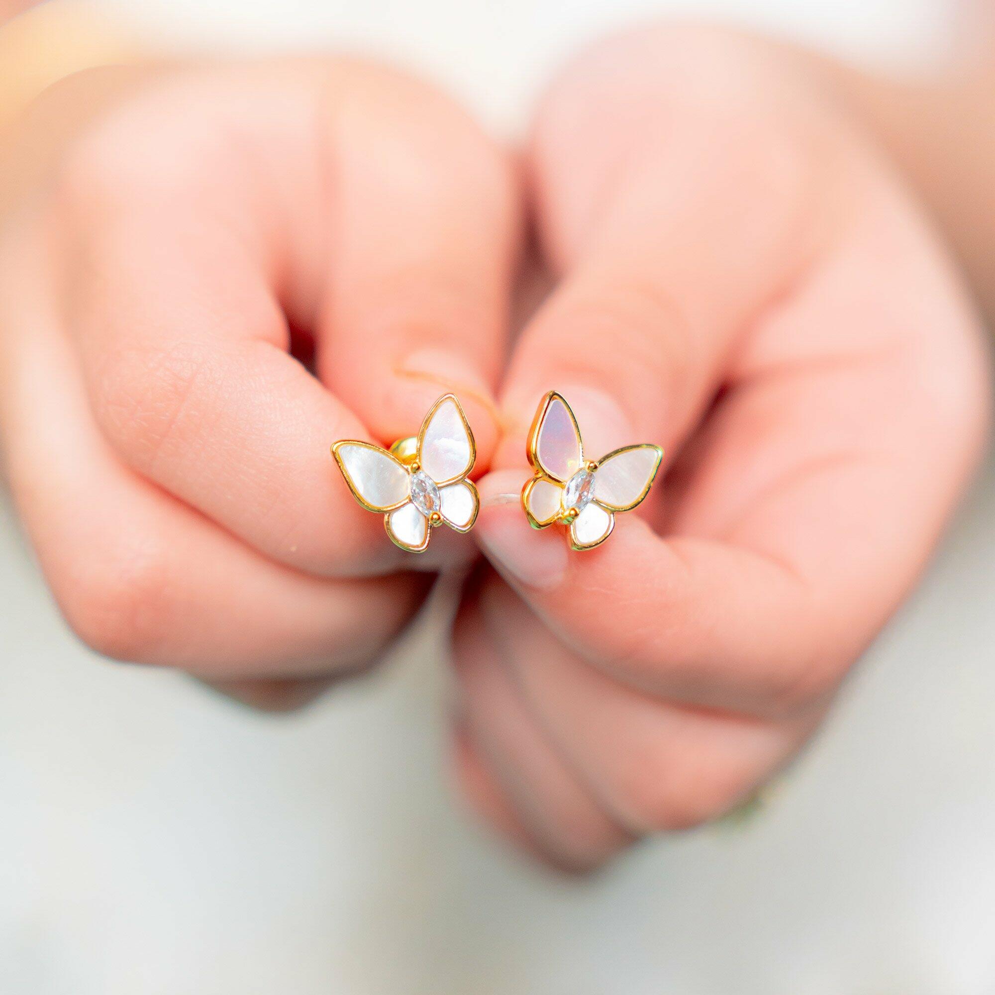 طقم فراشات مزين بالسيراميك الأبيض image 1