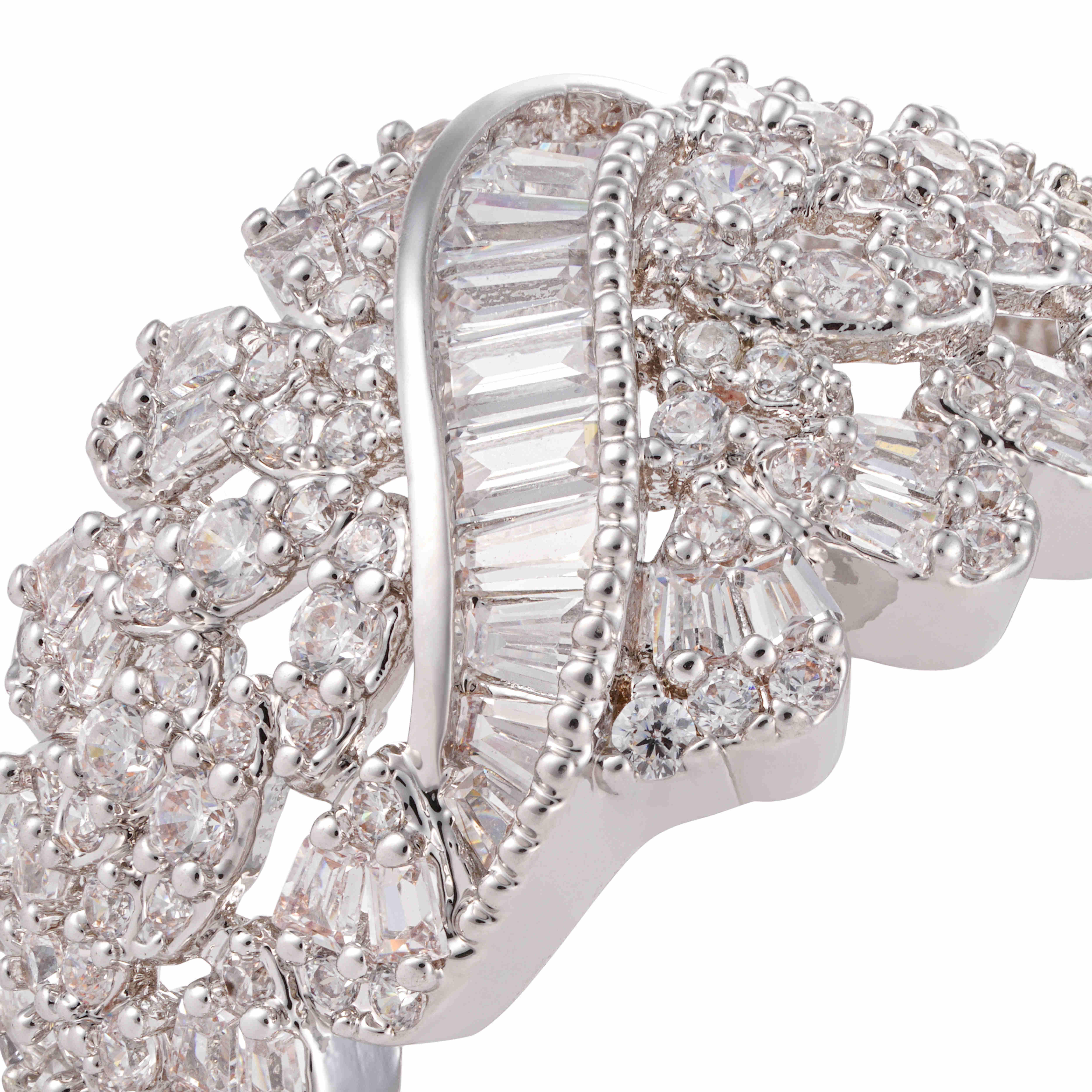 طـــقم - فضي ابيض - 0 image 4