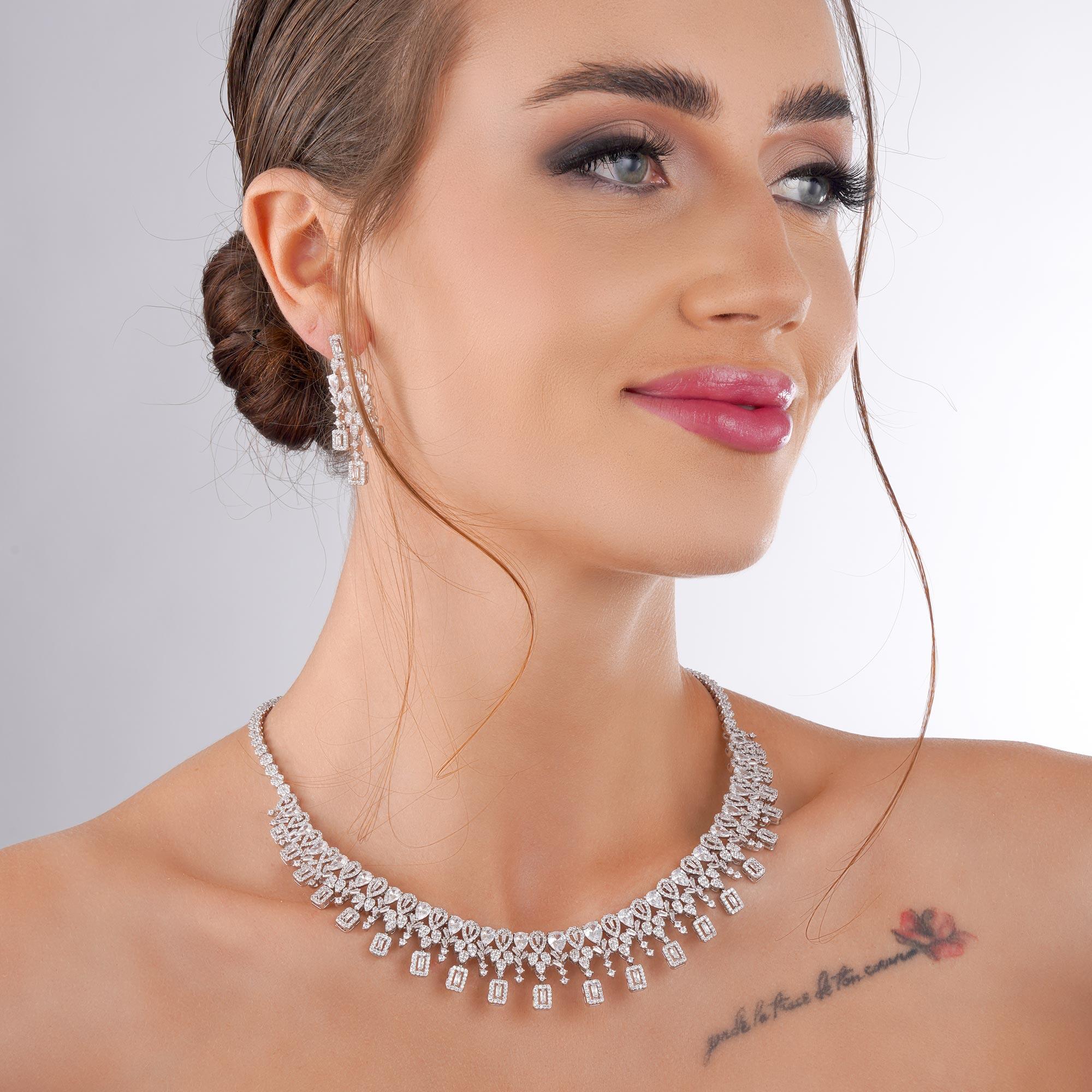 طقم كمثرى و مربعات مرصع image 1