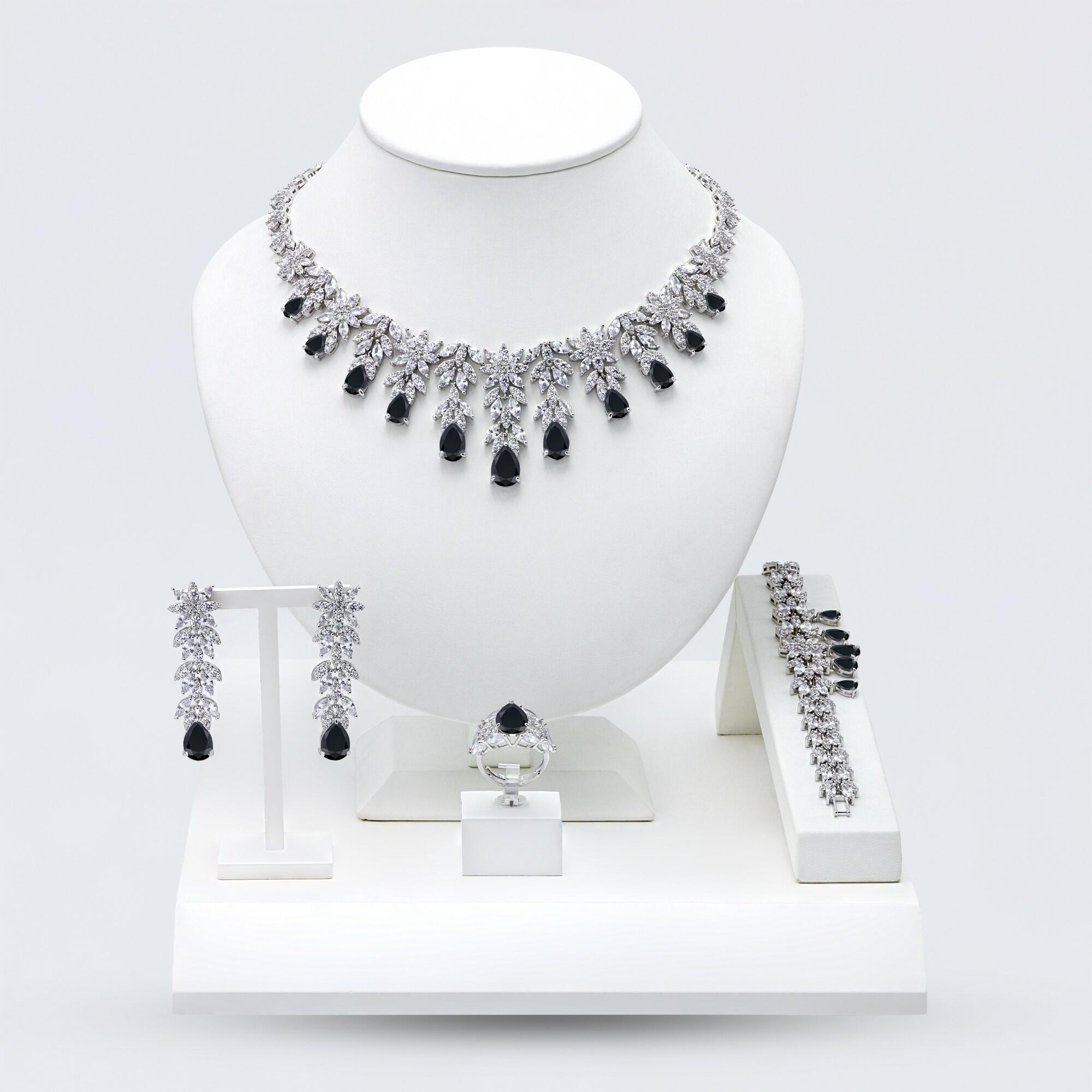 Zircon Necklace Set image 0