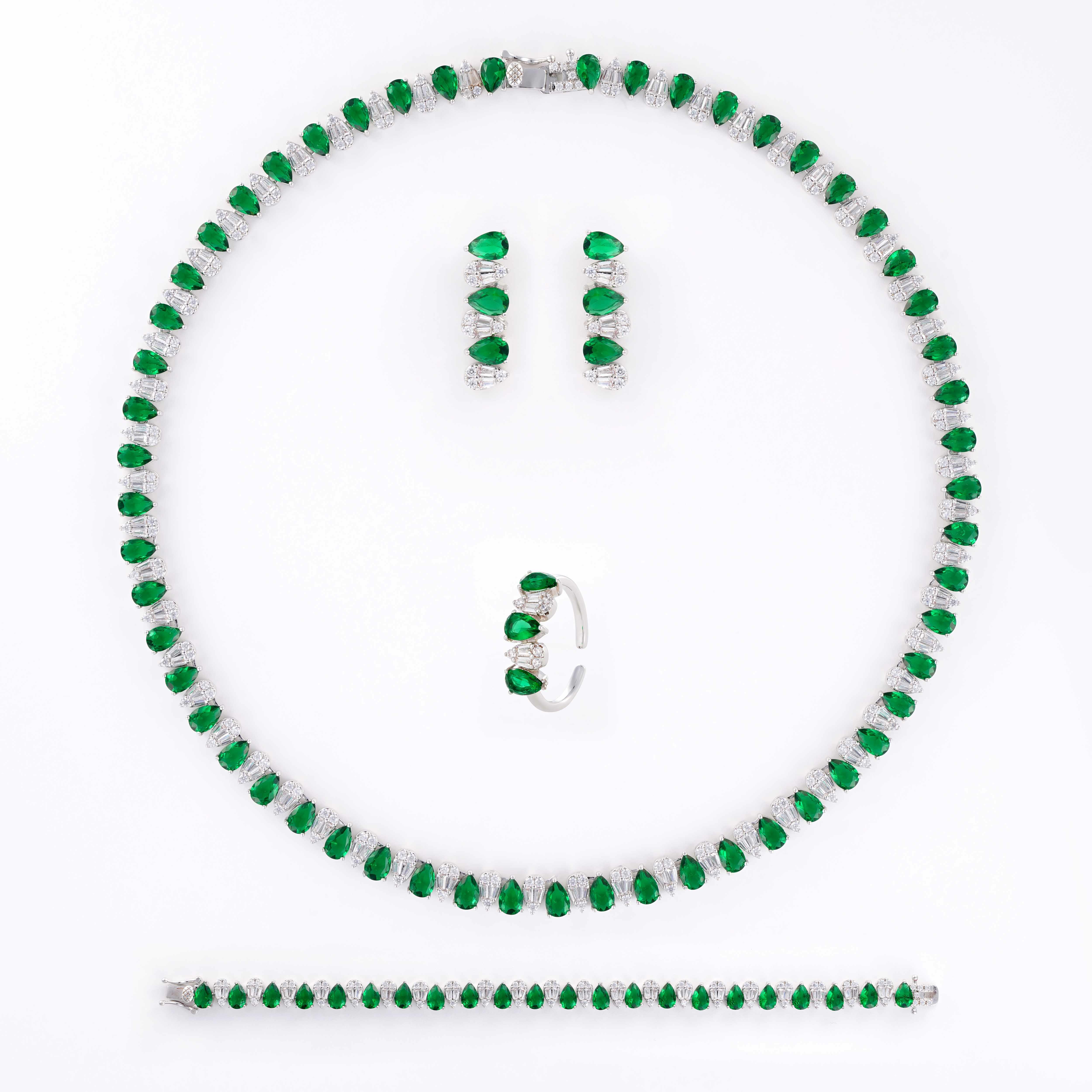 Emerald Crystal Necklace Set image 2