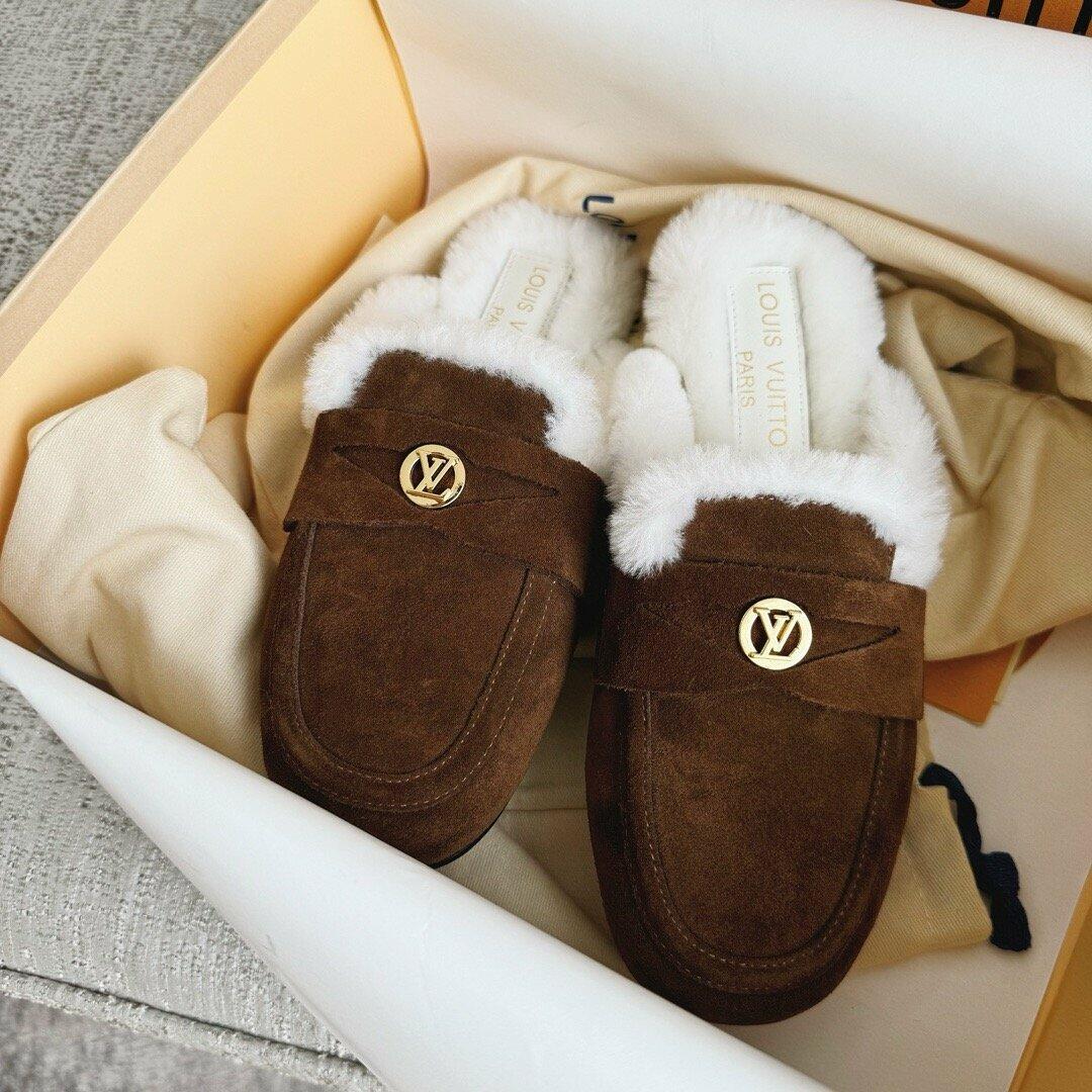 Louis Vuitton image 0