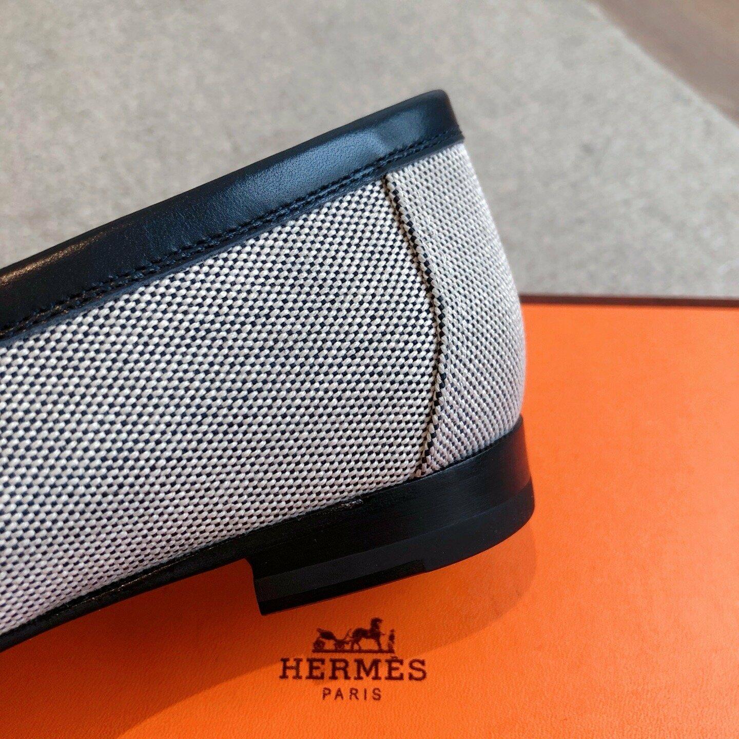軽やか＆旬♡【HERMES】Steppblouson フード付きジャケット Eleven Boutique | Hermes
