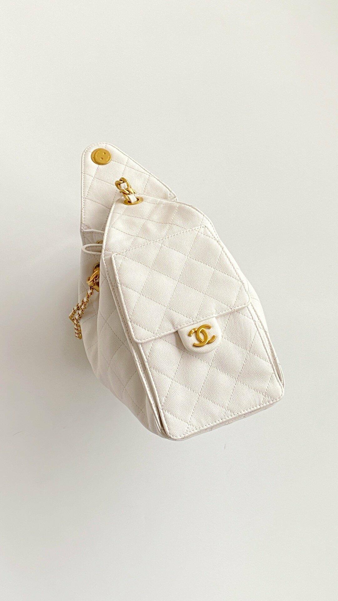 Chanel image 3