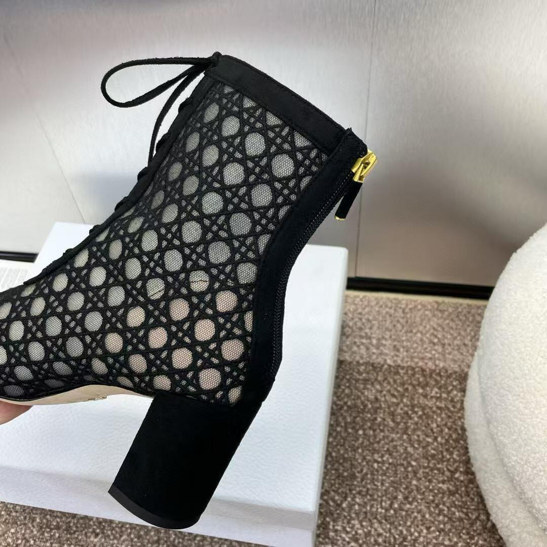 Dior image 4