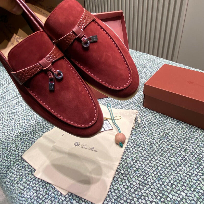 Loro Piana image 2
