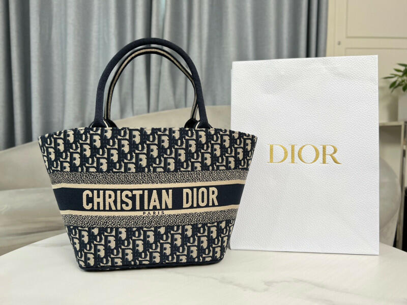 Dior Book Tote image 0