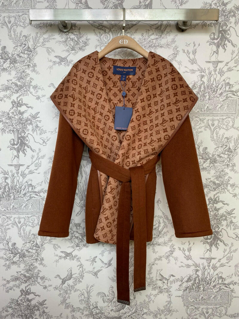 Louis Vuitton image 0