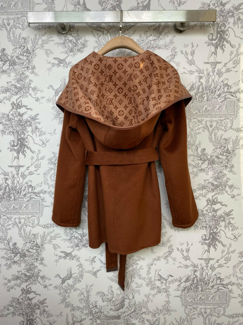 Louis Vuitton image 1