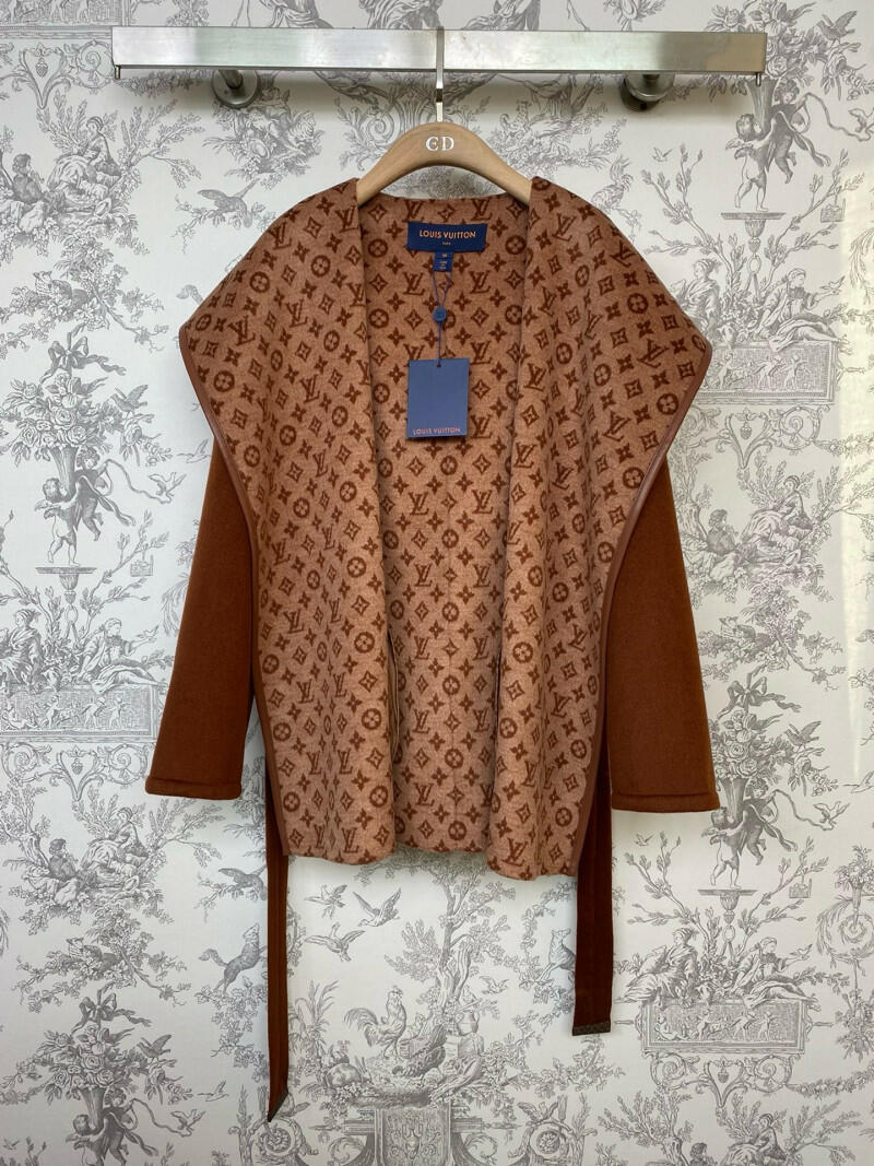 Louis Vuitton image 2