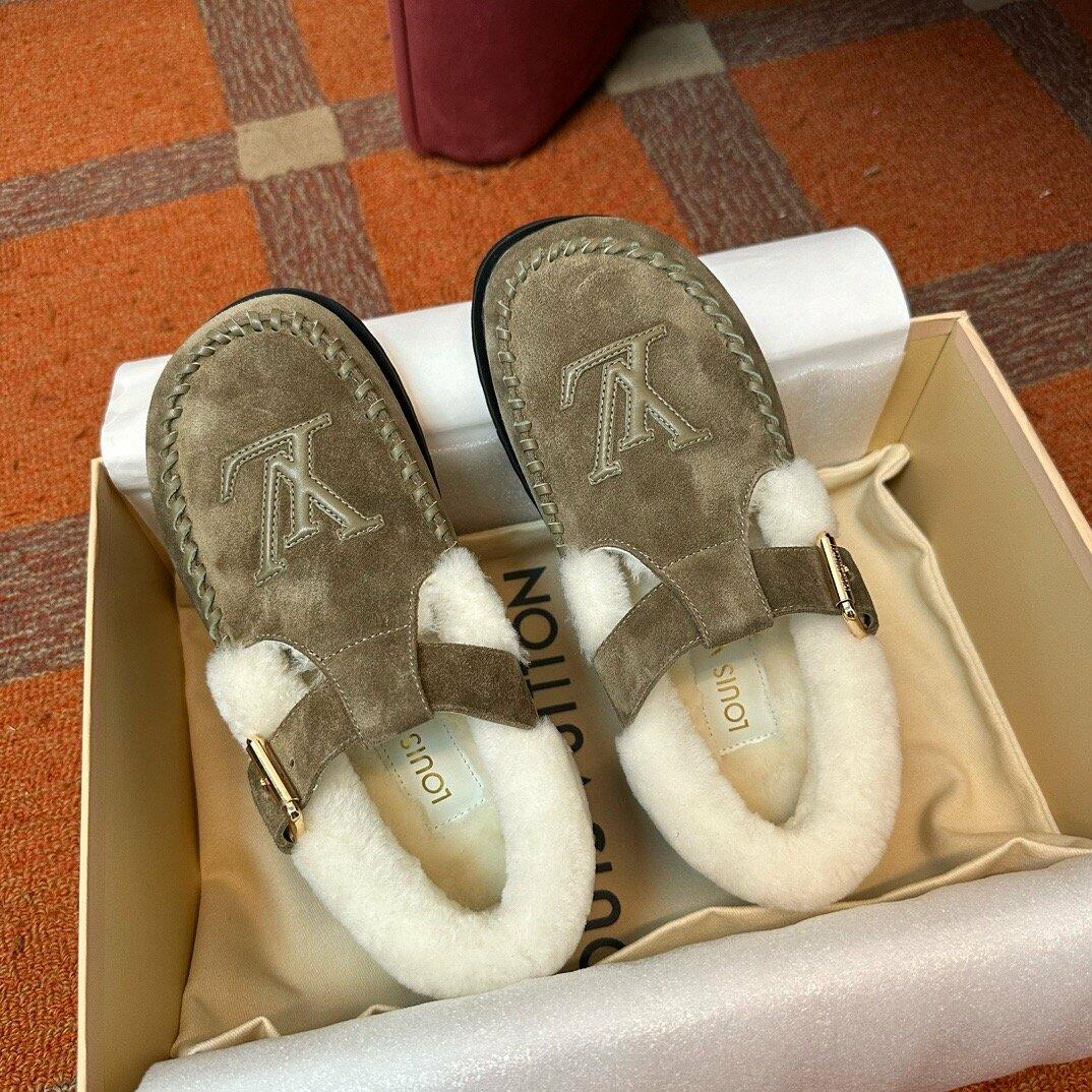 Louis Vuitton image 1