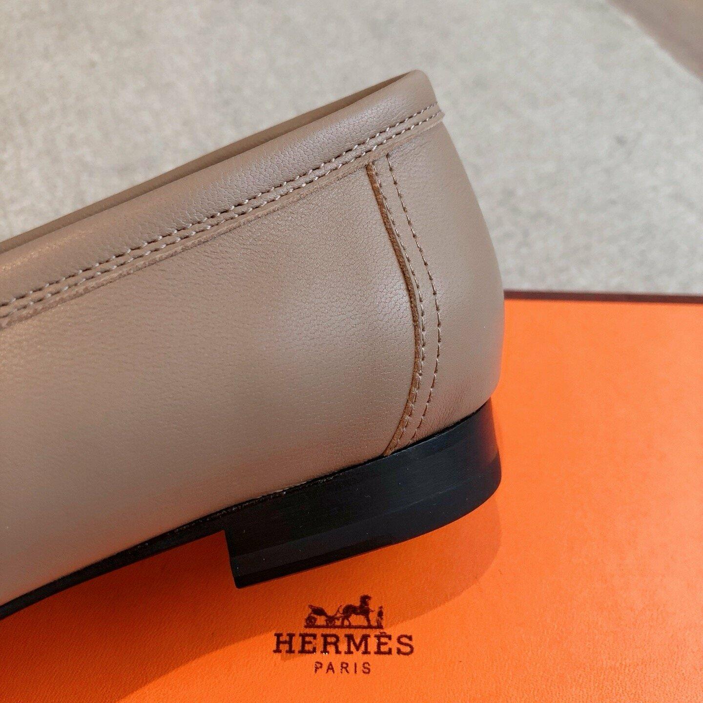 【シルエットが美しい♡】HERMES ダブルツイル ピーコート シンプルな形と裏地がポイントに♪】HERMES ジップコート