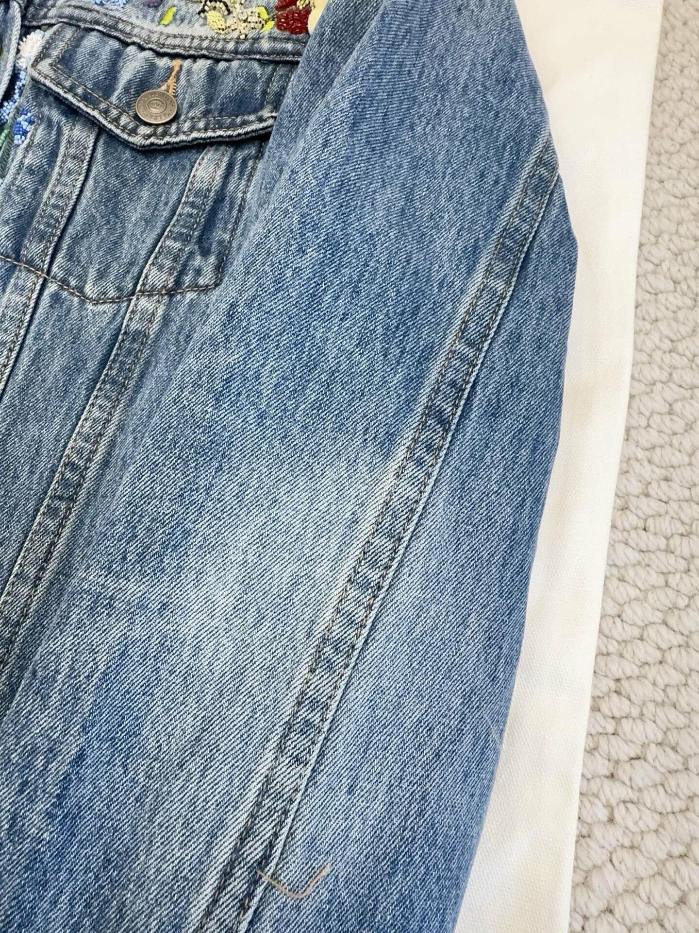 Valentino image 3