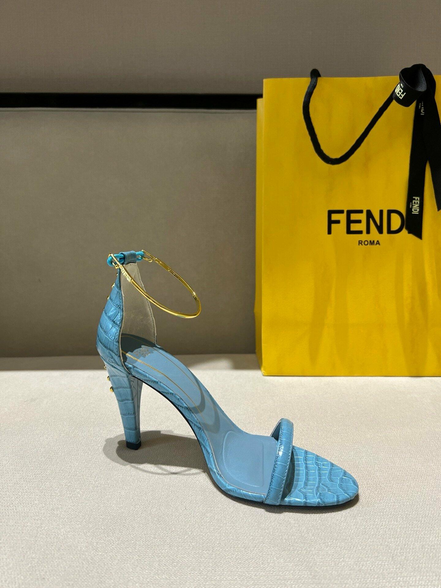 Fendi image 3