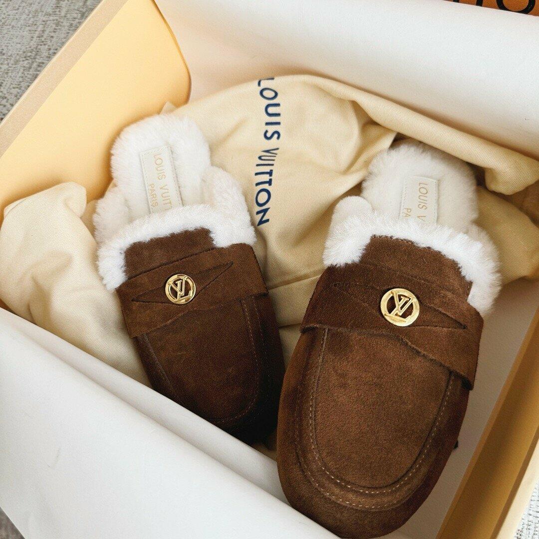 Louis Vuitton image 2