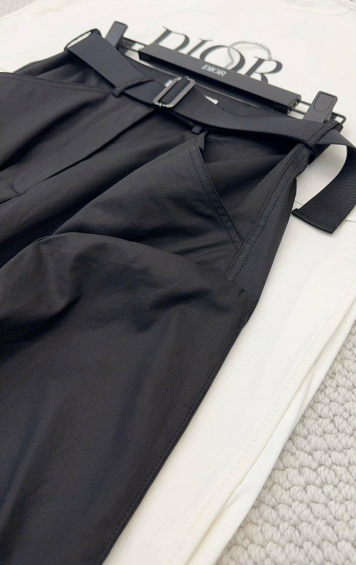 Dior image 2