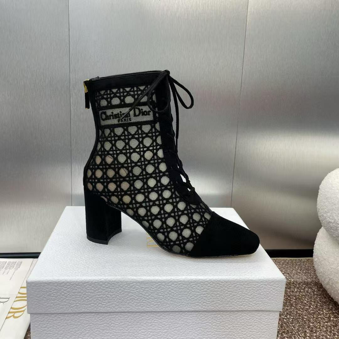 Dior image 3