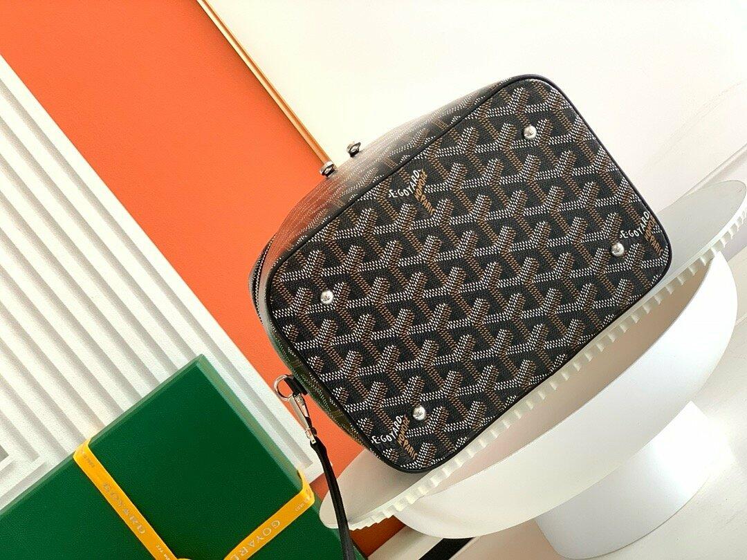 Goyard Muse image 4