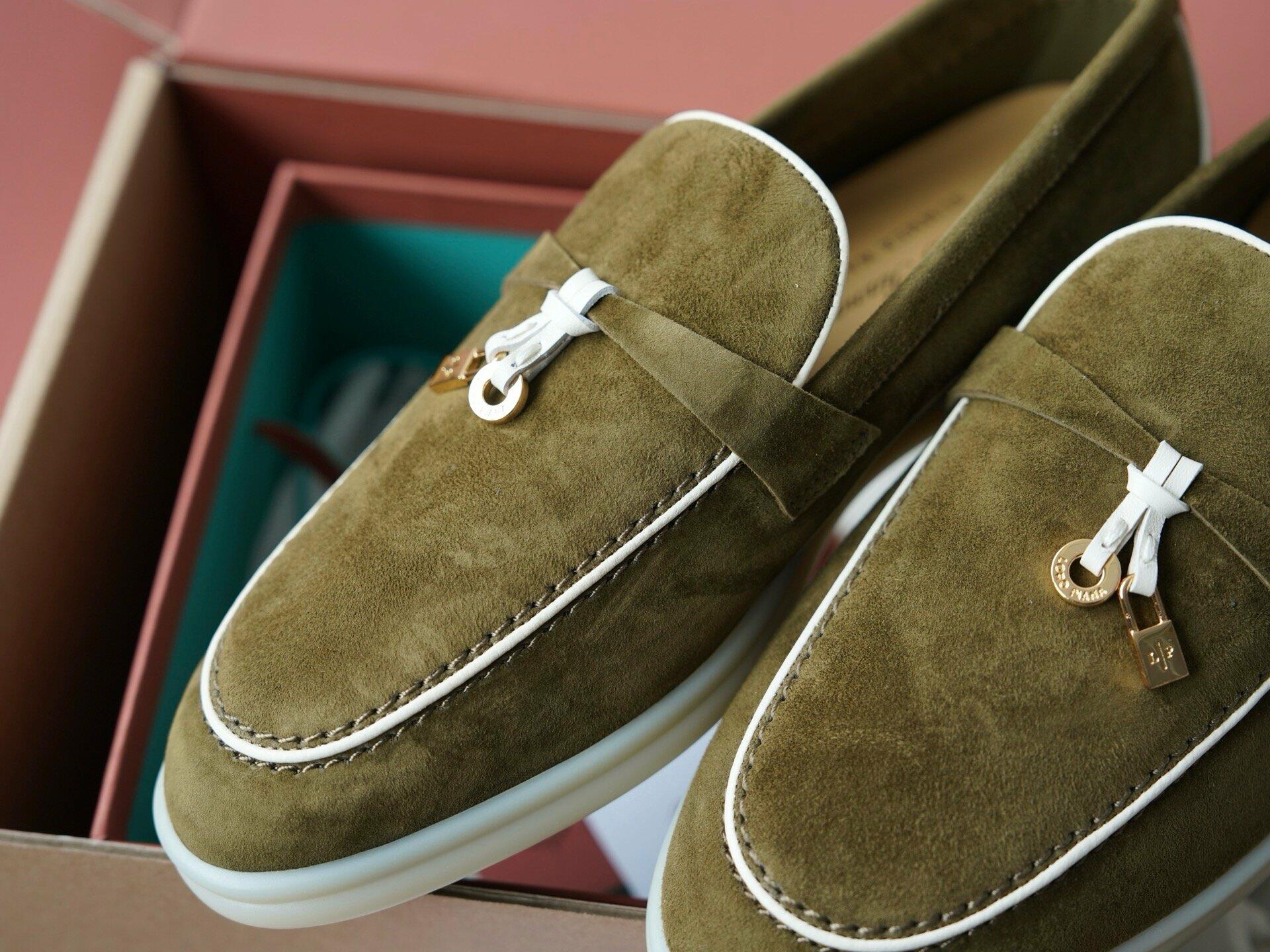 Loro Piana image 3