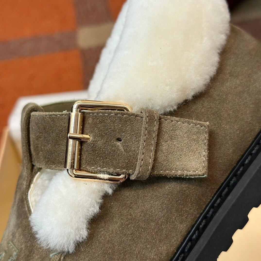 Louis Vuitton image 4