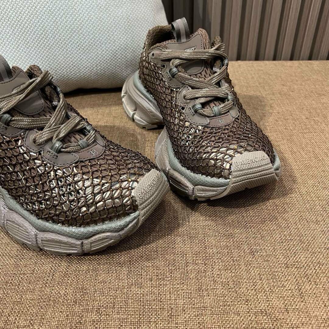 Balenciaga image 4