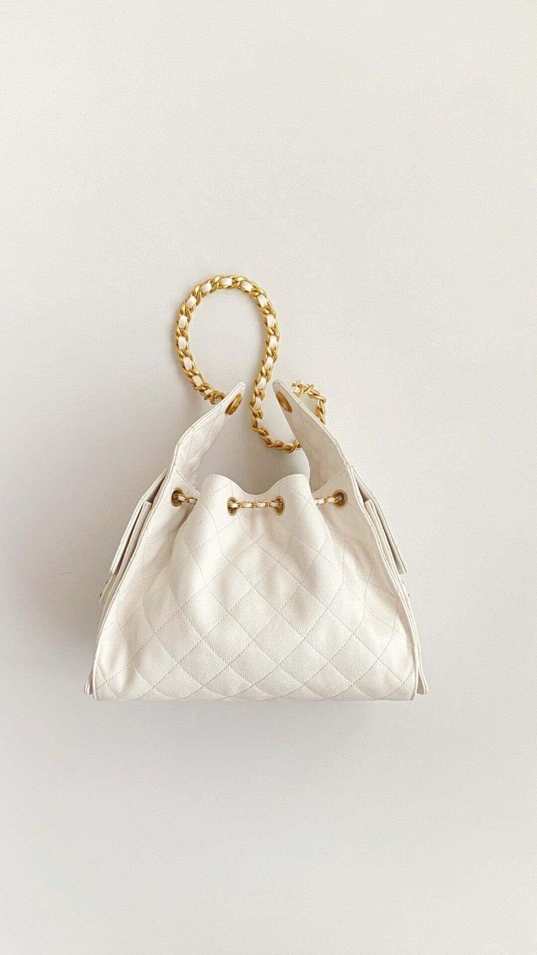 Chanel image 1