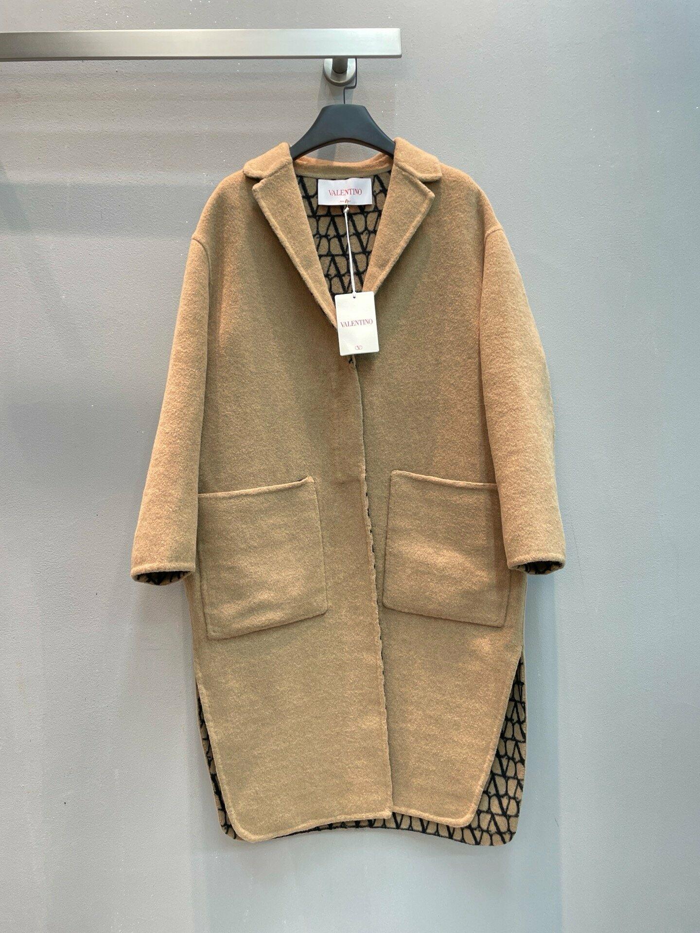Valentino image 0