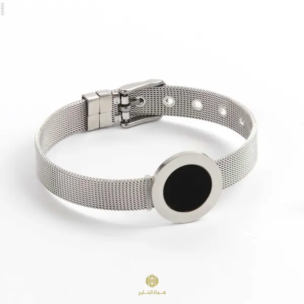 Women's bracelet image 1