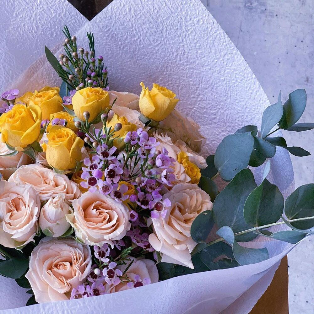 Zozo Bouquet image 1