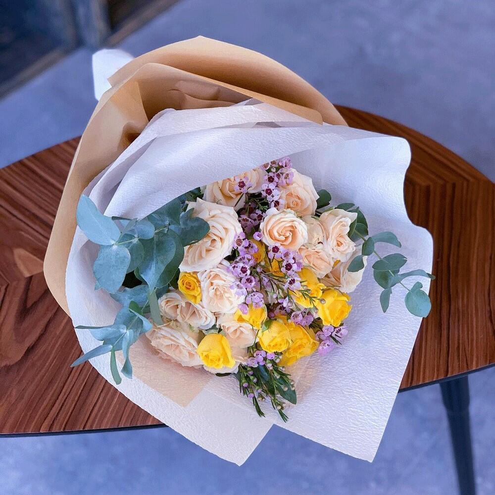 Zozo Bouquet image 2
