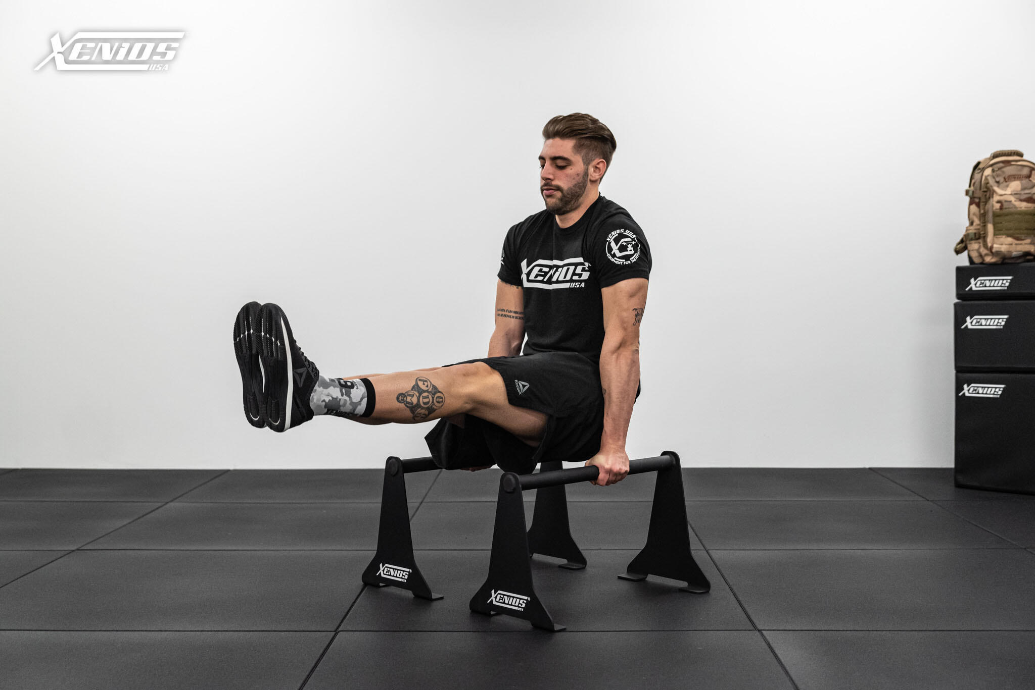 Heavy Duty Parallettes (14" - 35 cm.) - pair image 3
