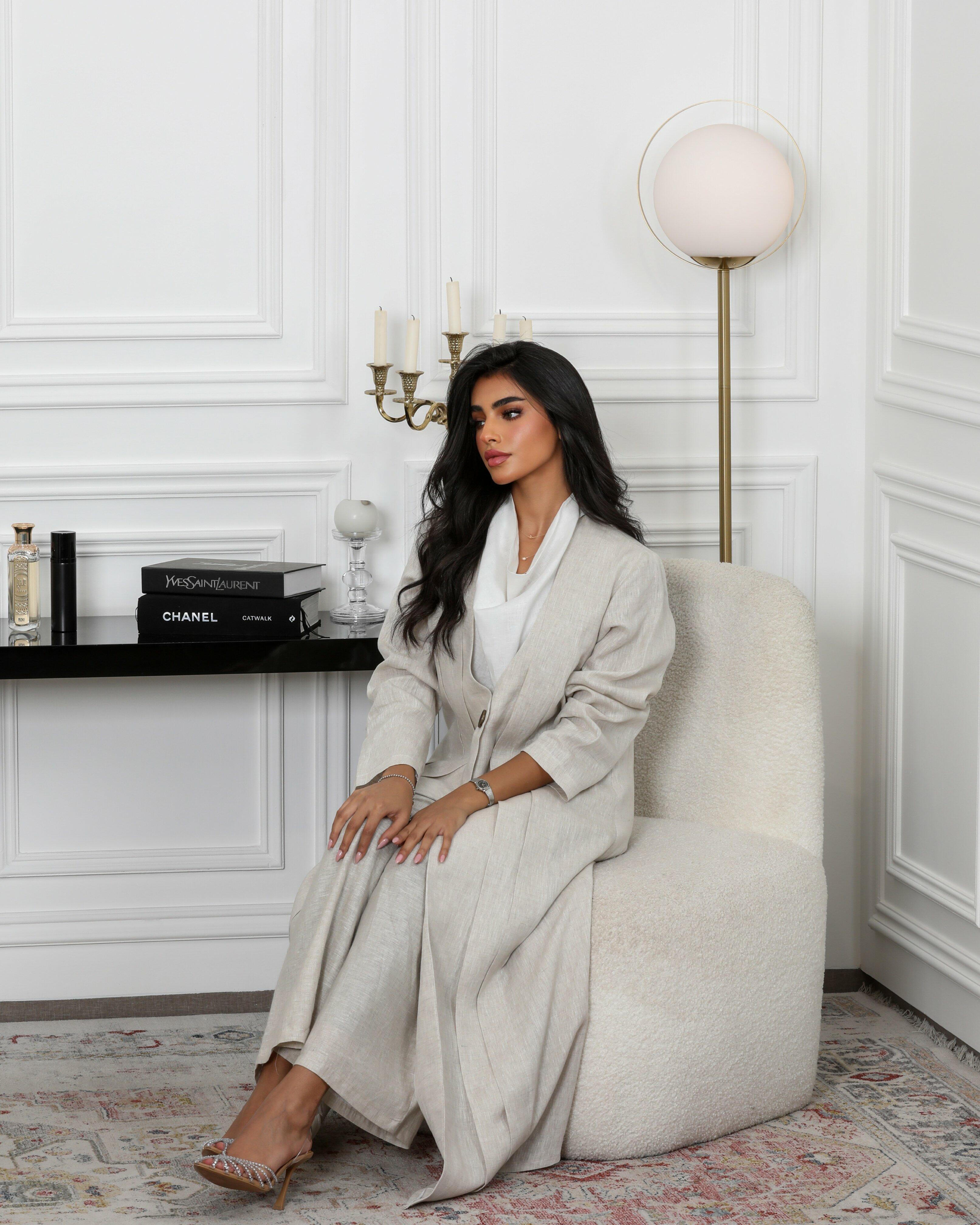Beige linen blazer abaya image 2