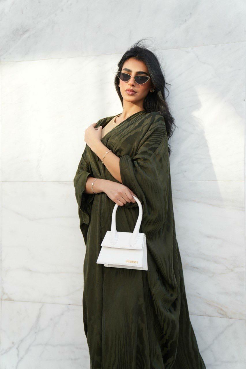 Dark green cobra abaya -free size image 2
