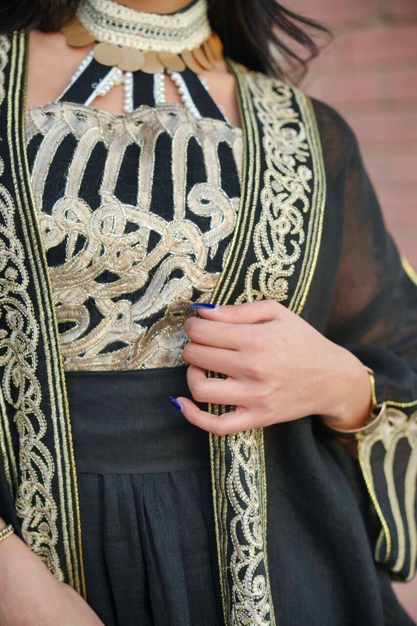 Black bisht abaya with black dress made of  burlap with letter embroidery image 4