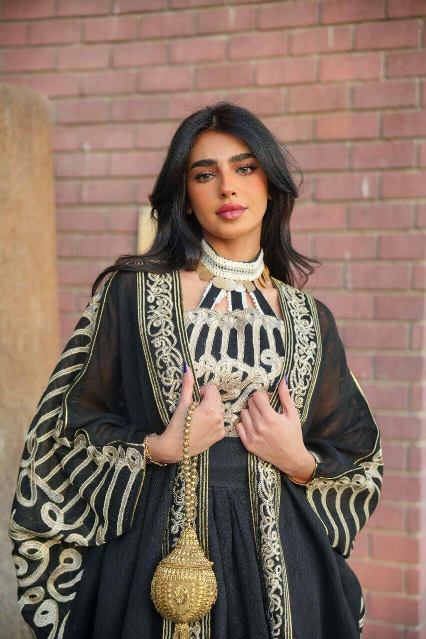 Black bisht abaya with black dress made of  burlap with letter embroidery image 1