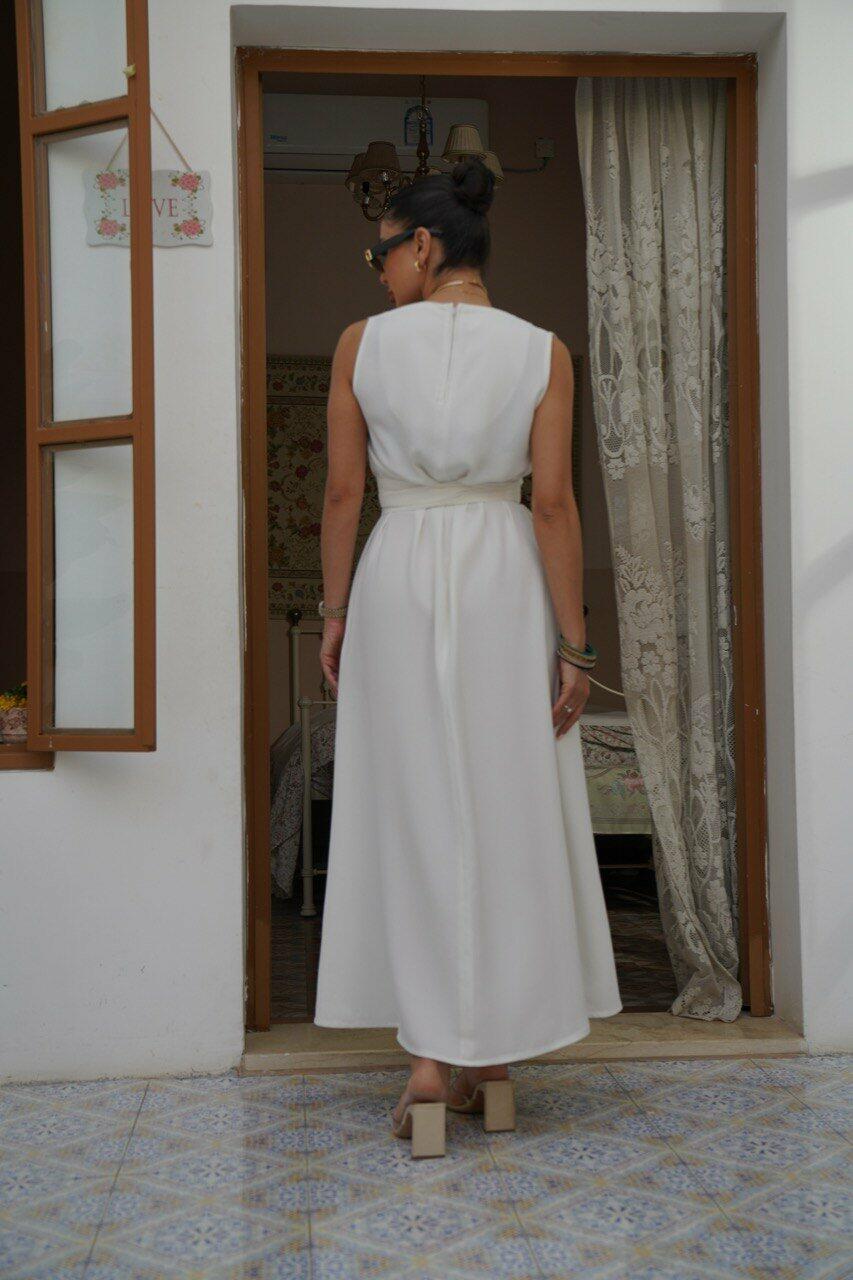 Off-white crepe dress  image 1
