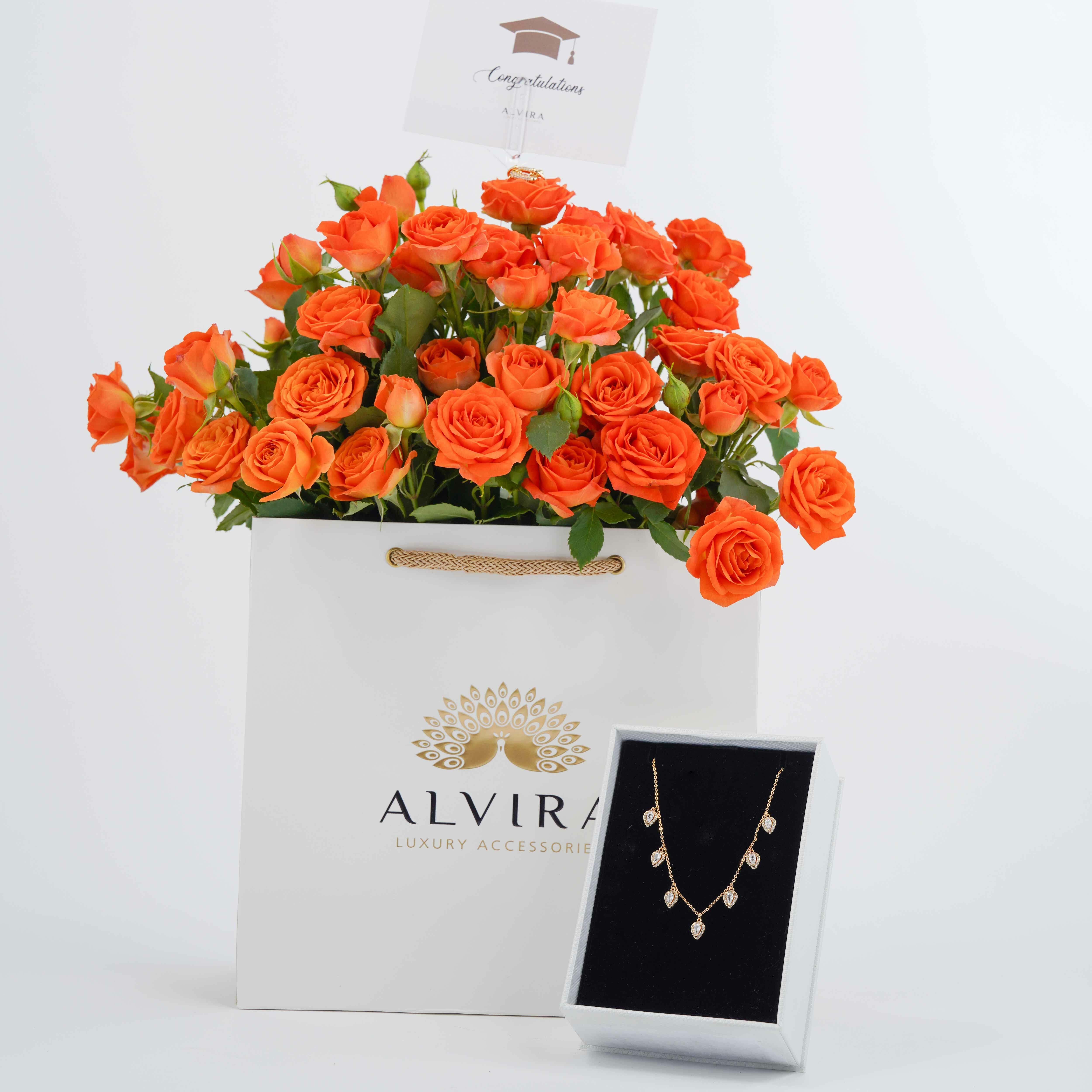 هدية عقد تشوكر ذهبي image 0