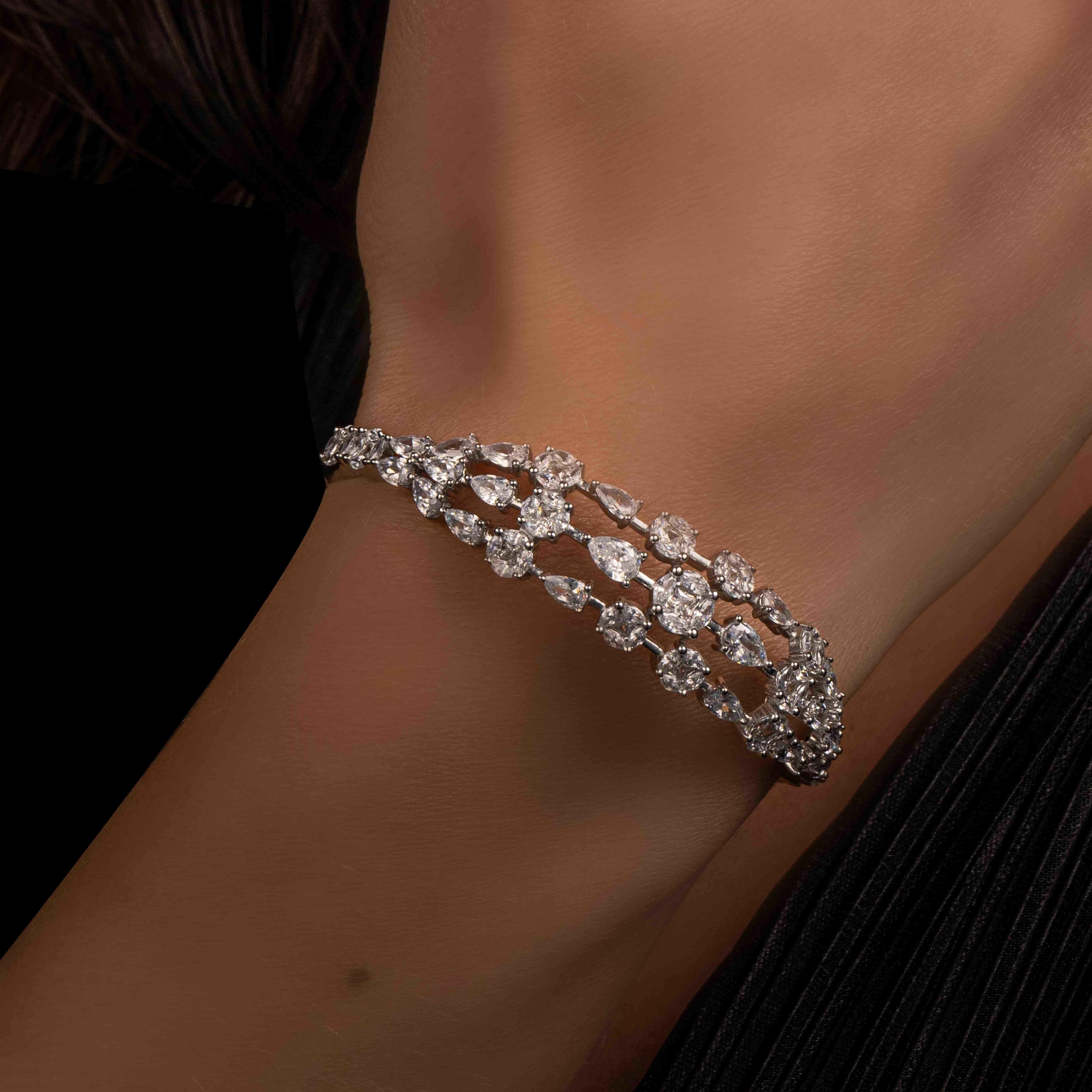 مضعد فلورا فضة استرليني image 0