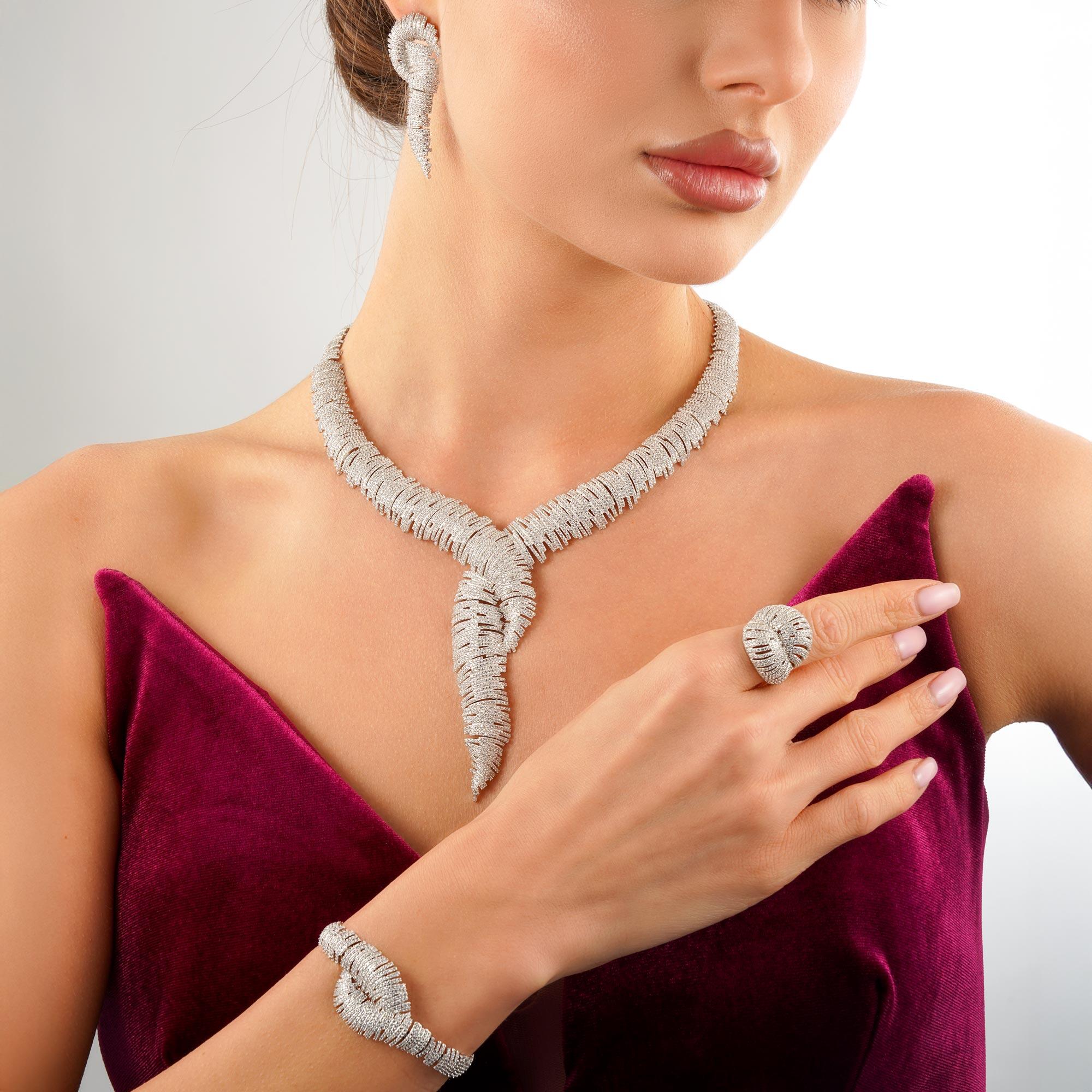 طـــقم - فضي ابيض - 0 image 0