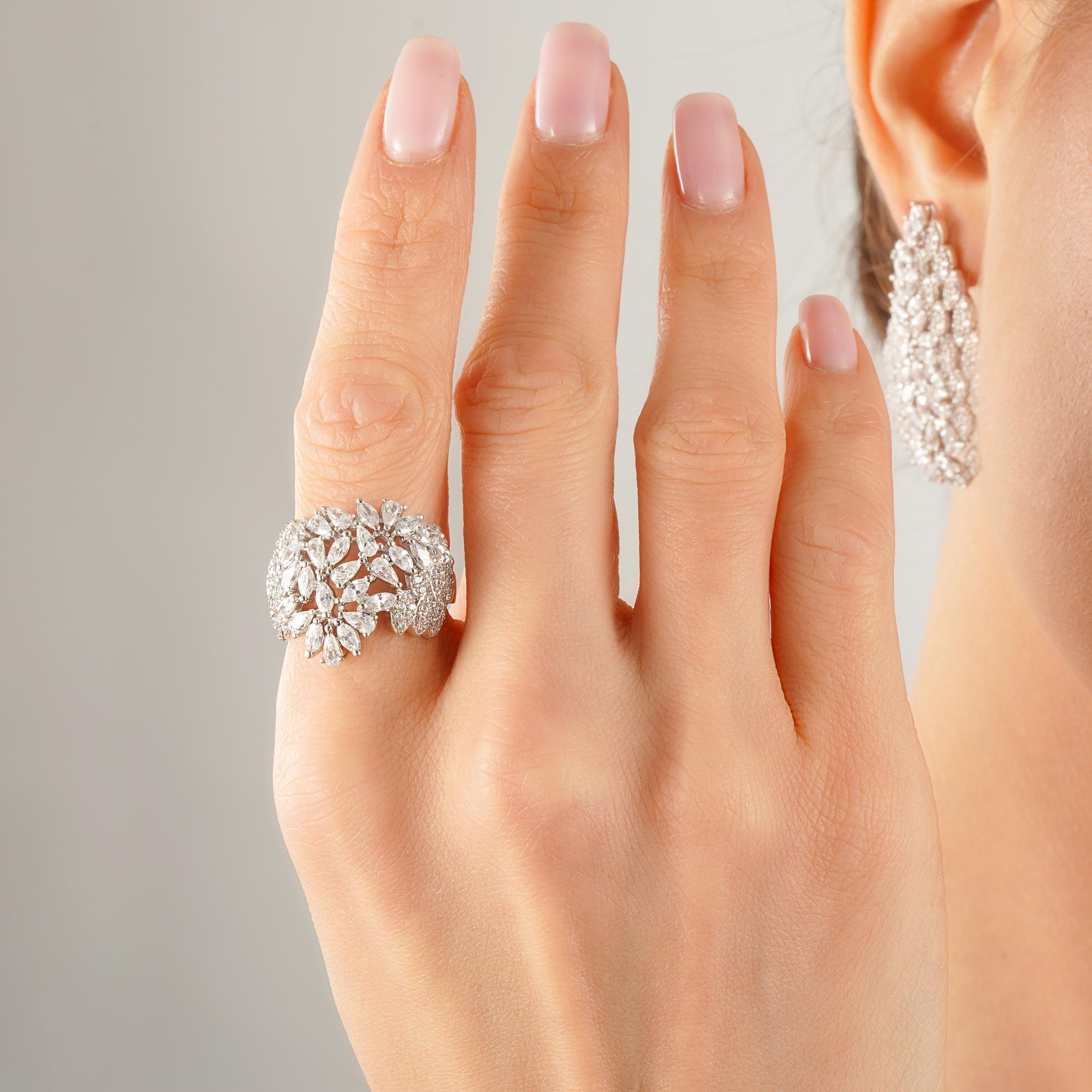 طـــقم - فضي ابيض - 0 image 4