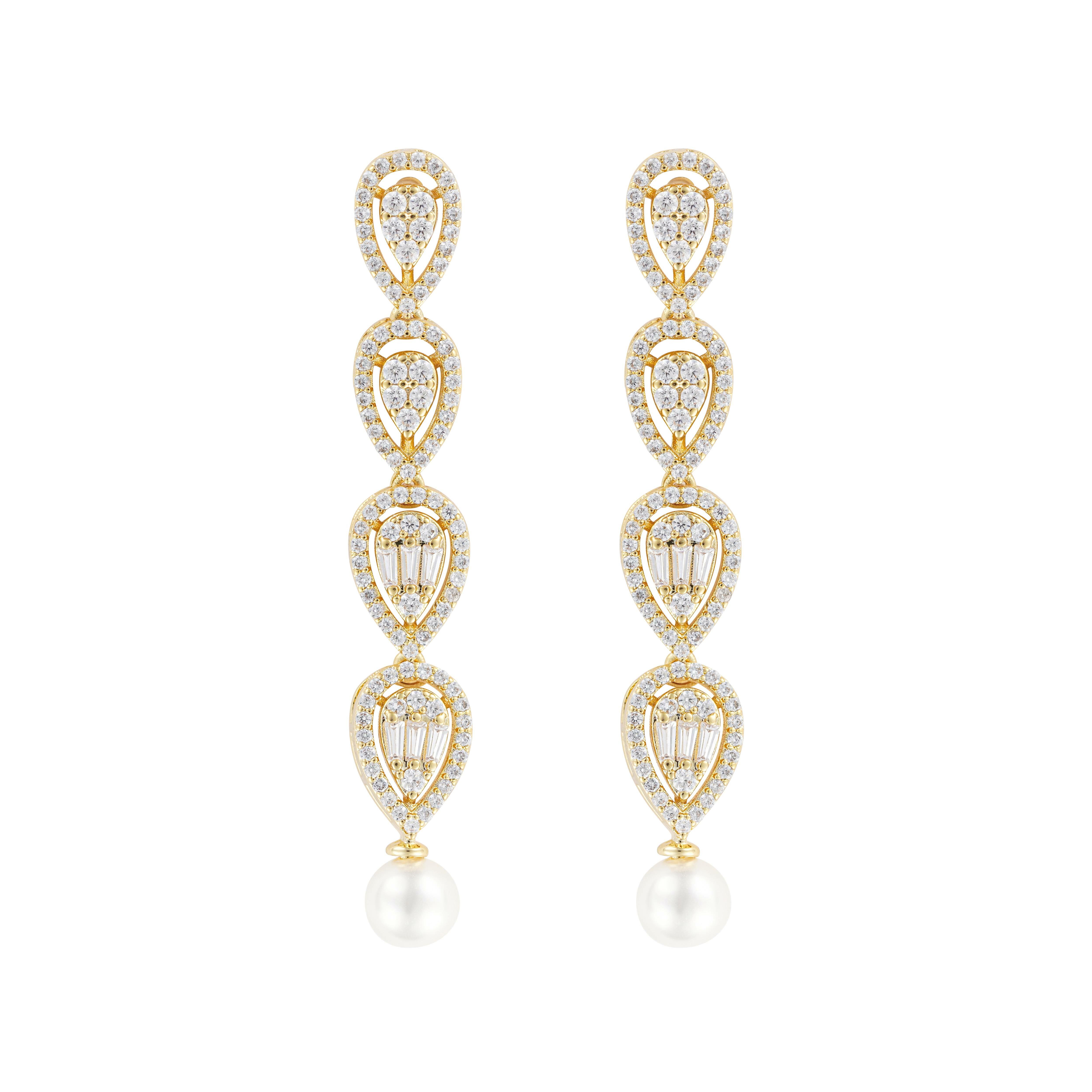Crystal pearl Gold Earrings image 0